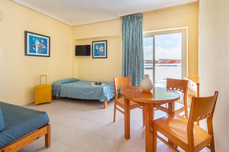 Hotel Apartamentos Vibra Lux Mar Ίμπιζα Πόλη Δωμάτιο φωτογραφία
